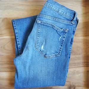 Women's size 27r Gap/real straight